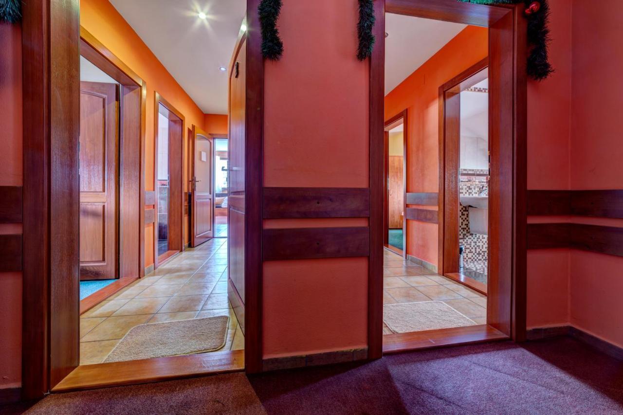 Apartmanovy Dom Slniecko Ziar Exterior photo