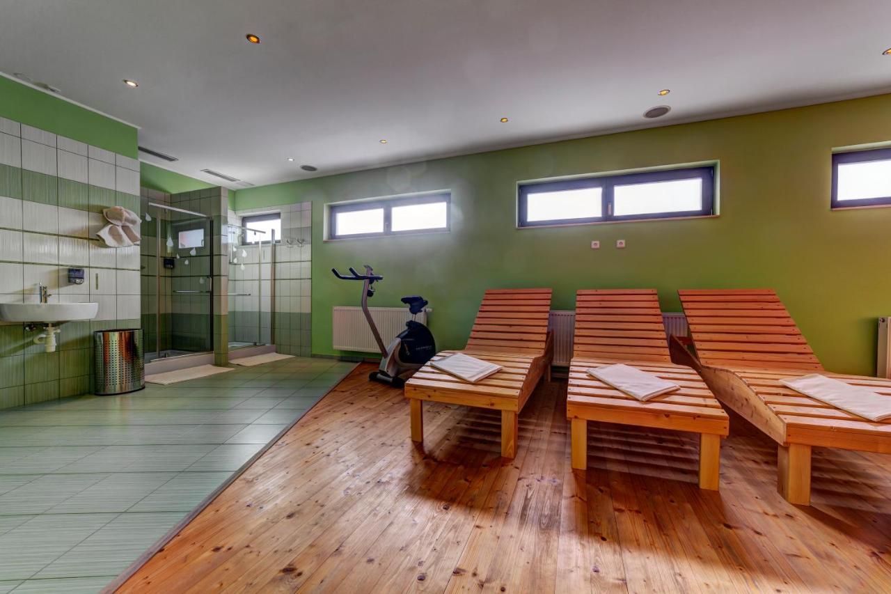 Apartmanovy Dom Slniecko Ziar Exterior photo