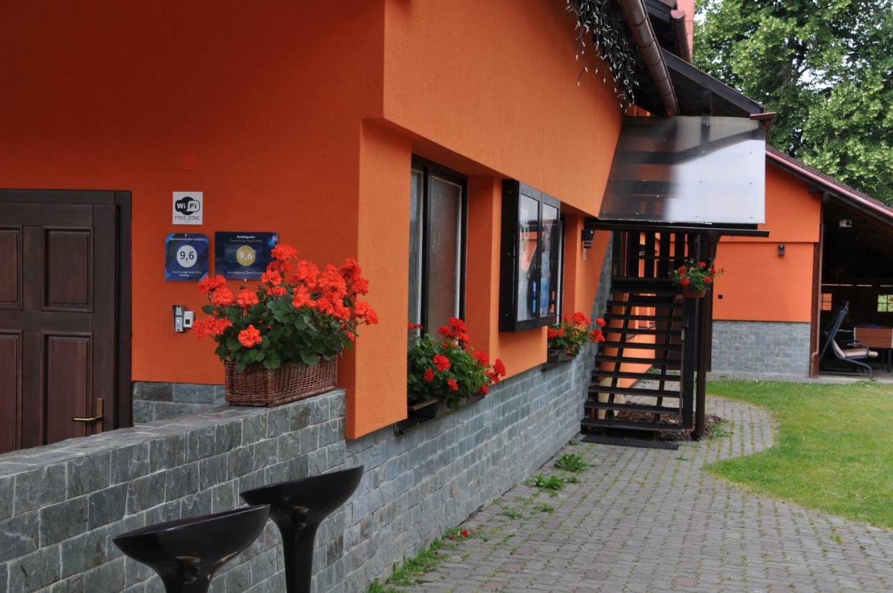 Apartmanovy Dom Slniecko Ziar Exterior photo